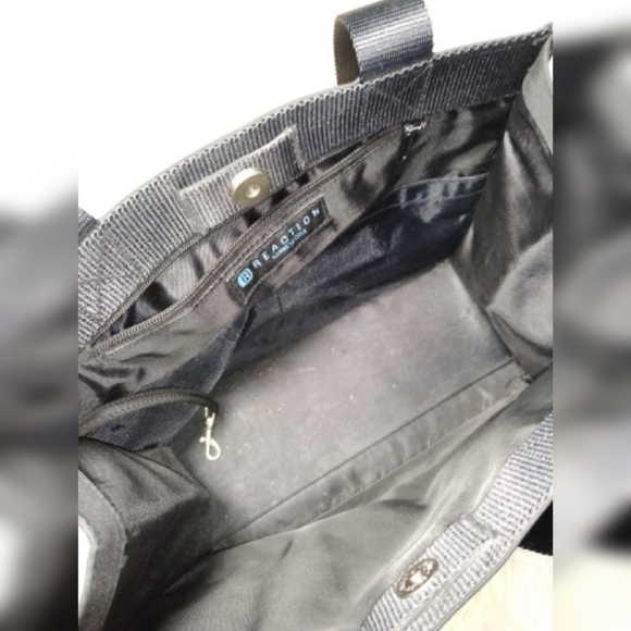 Kenneth Cole Reaction black printed tote bag. - Picture 7 of 7